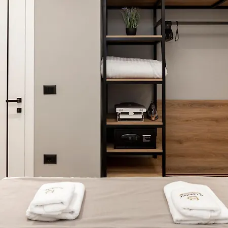 B Comfort 아파트 *